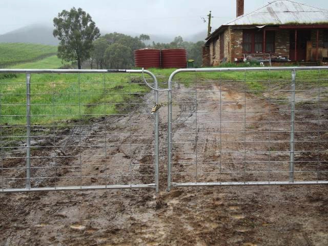 farm-double-gates